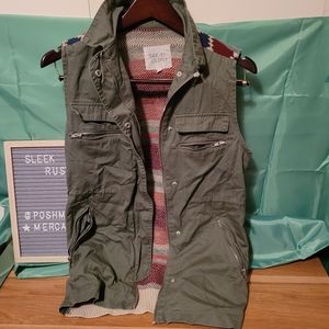 "Thread and Supply" Olive Cargo Vest size XS